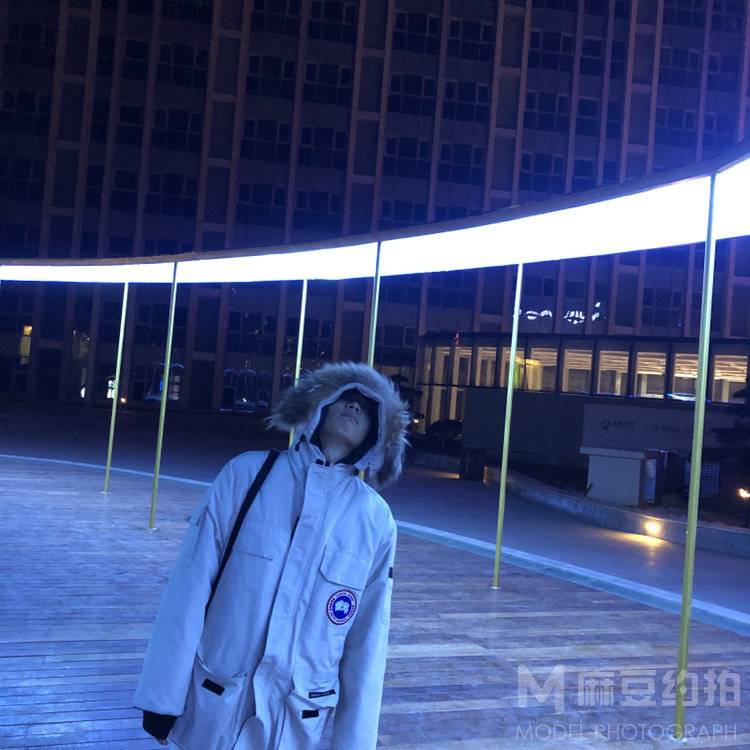 校园模特