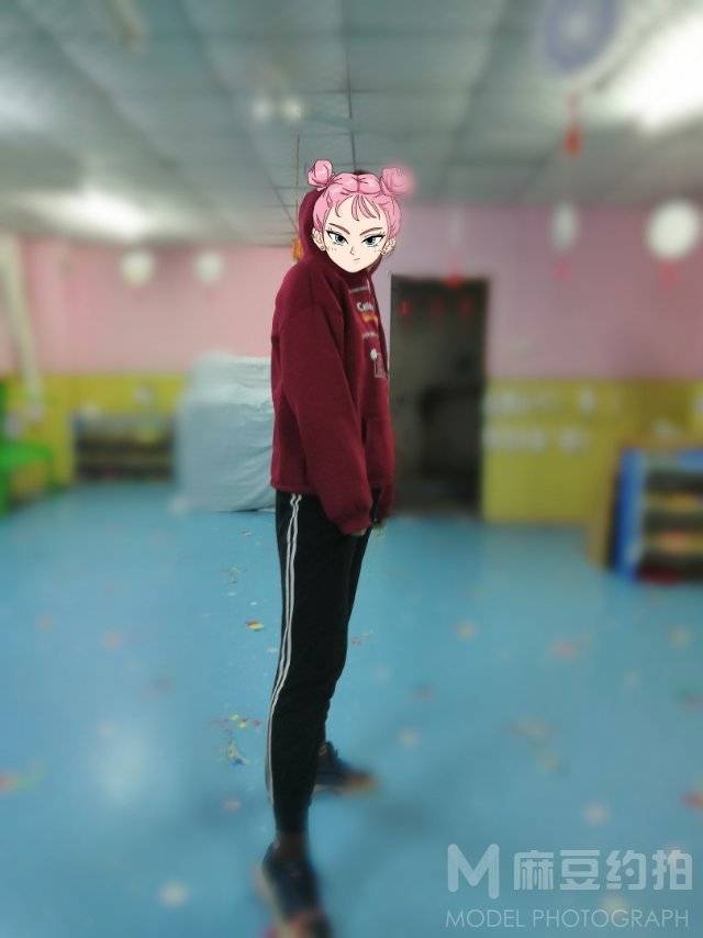 情绪模特