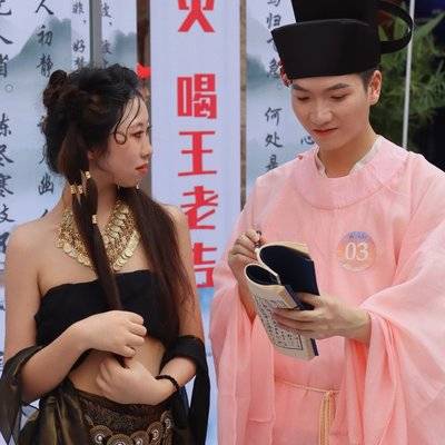汉服模特