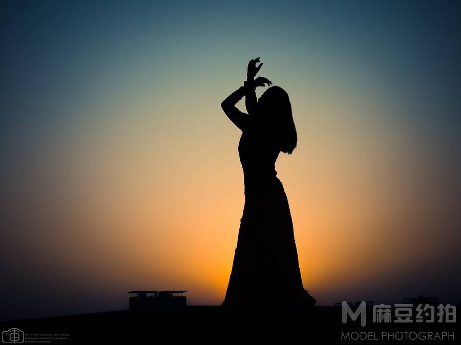 夜景模特