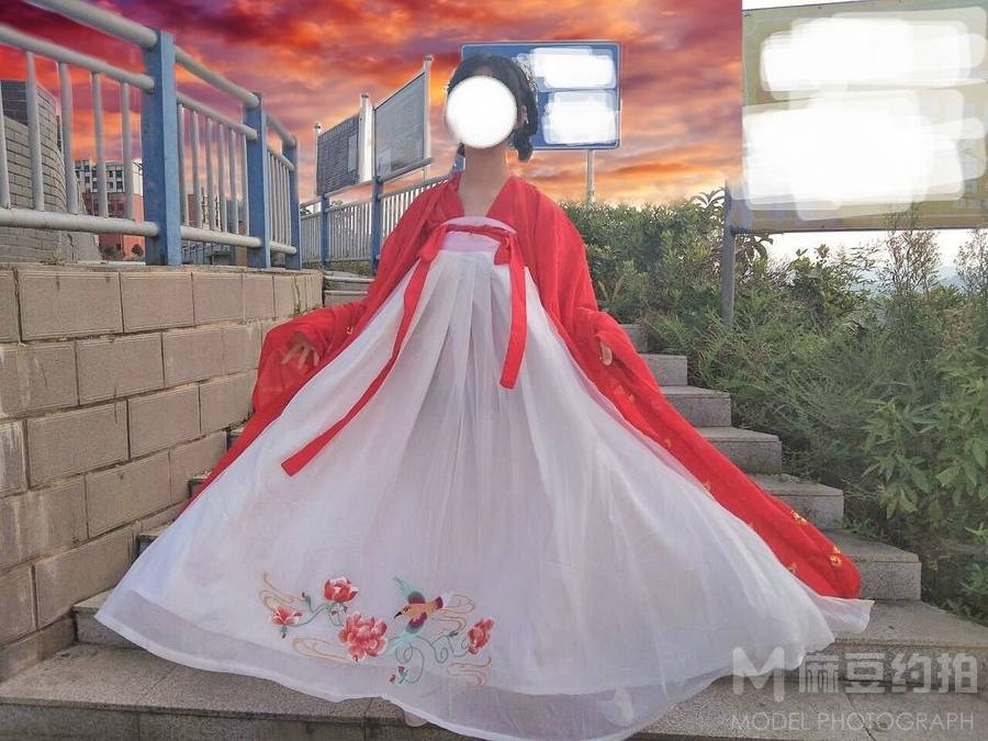 汉服模特