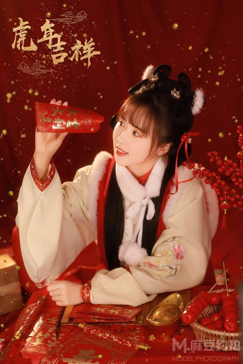 汉服模特