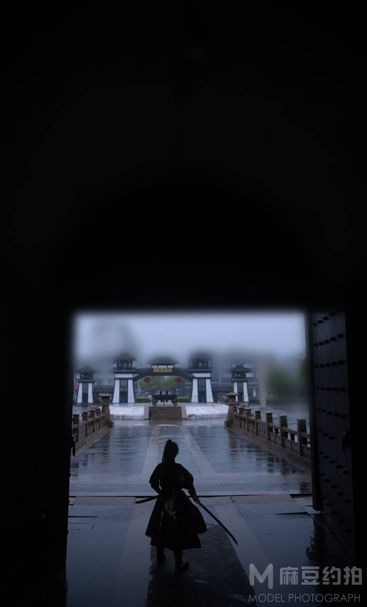 黑白模特