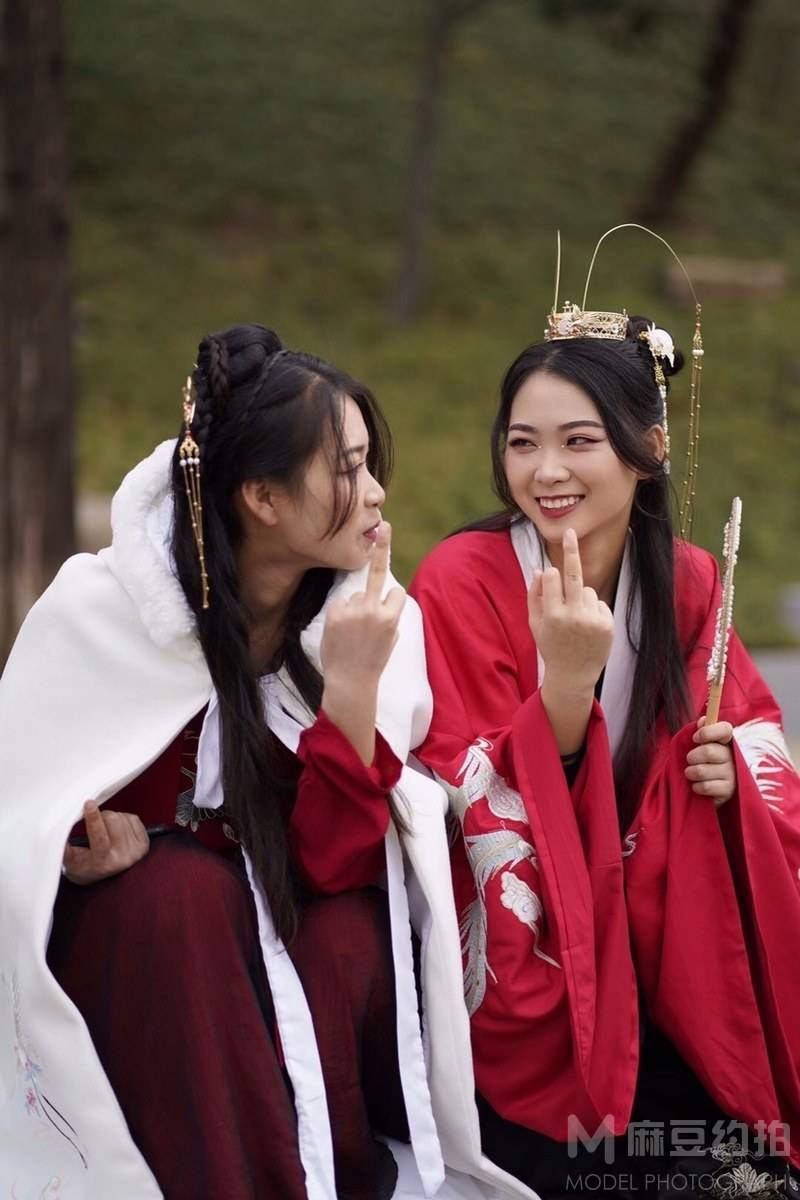 汉服模特