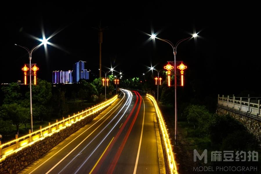 夜景模特