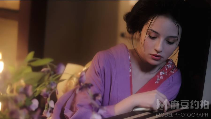 情绪模特