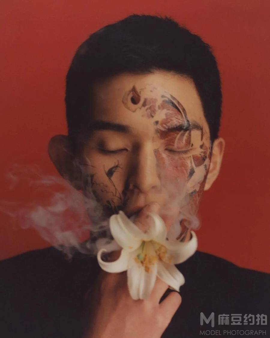 情绪模特