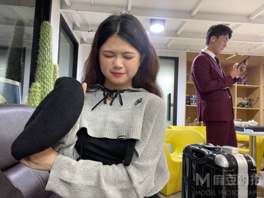 情绪模特