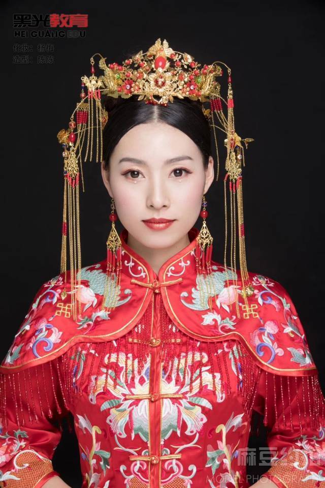 妆容模特