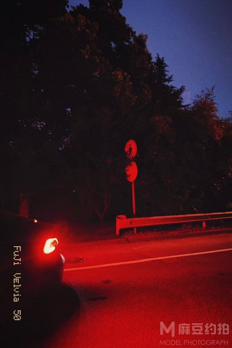 胶片模特