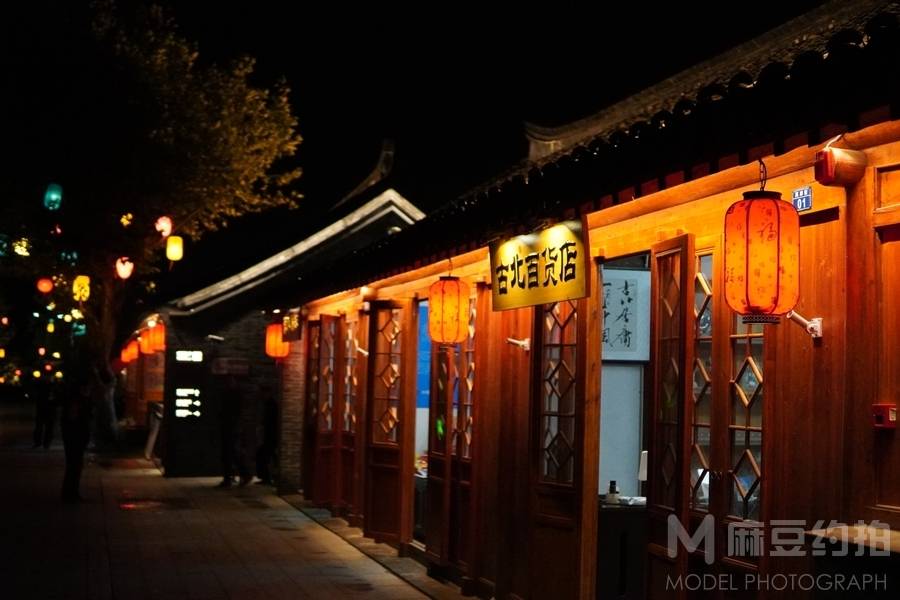 夜景模特