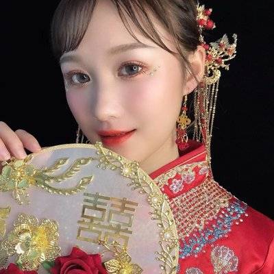 妆容模特