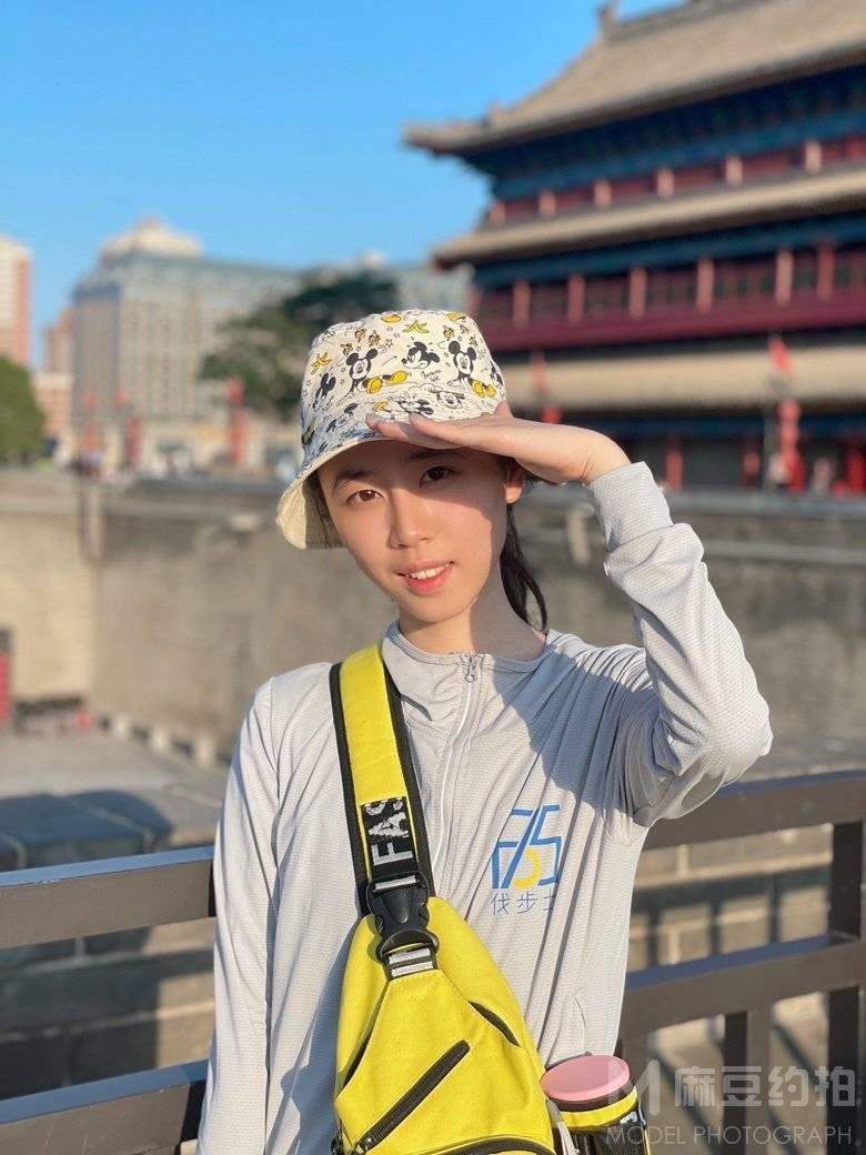校园模特