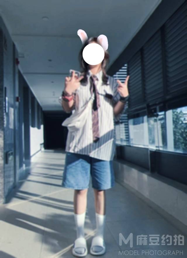 胶片模特