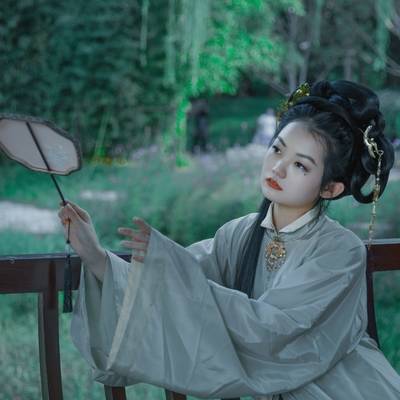 汉服模特