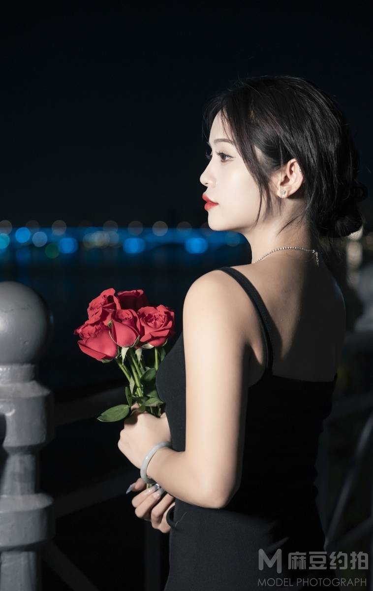 夜景模特