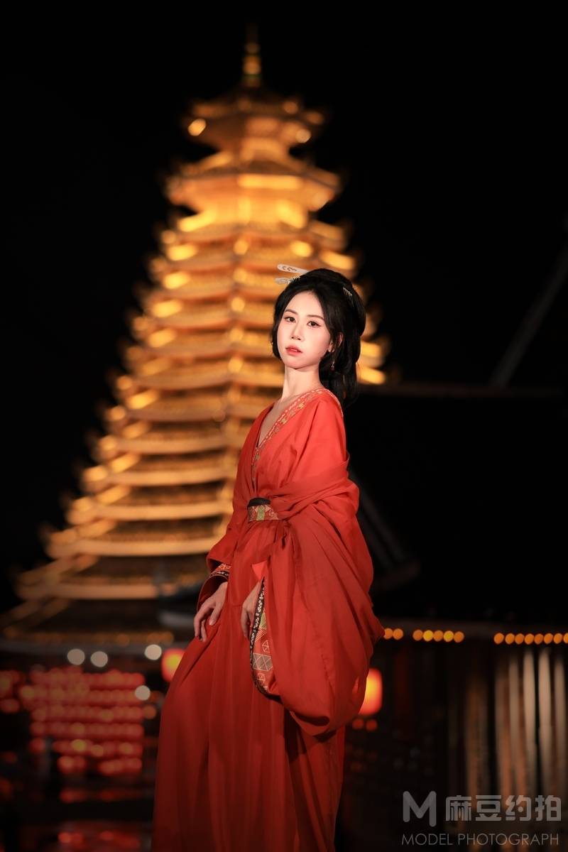 汉服模特