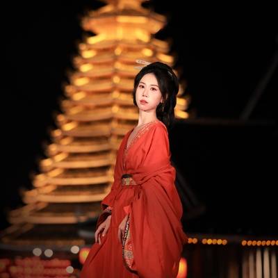 汉服模特