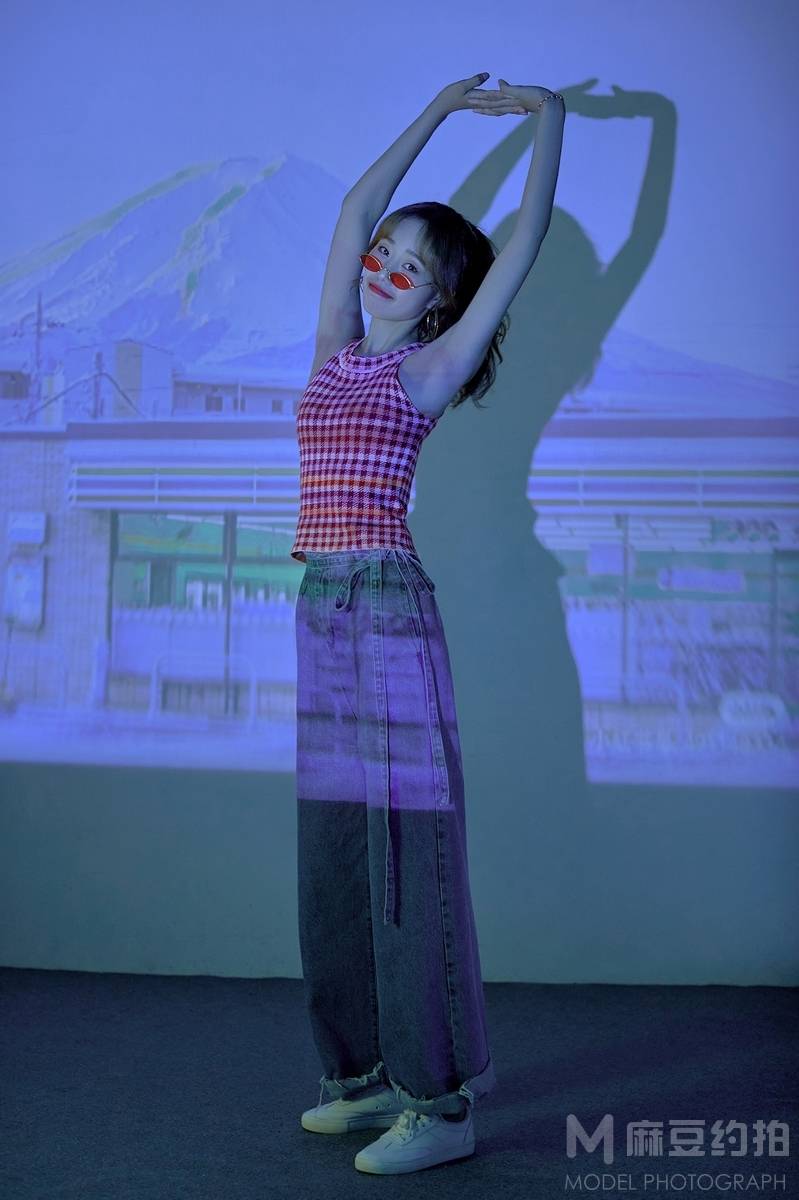 清新模特