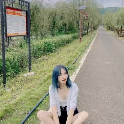 黑白模特