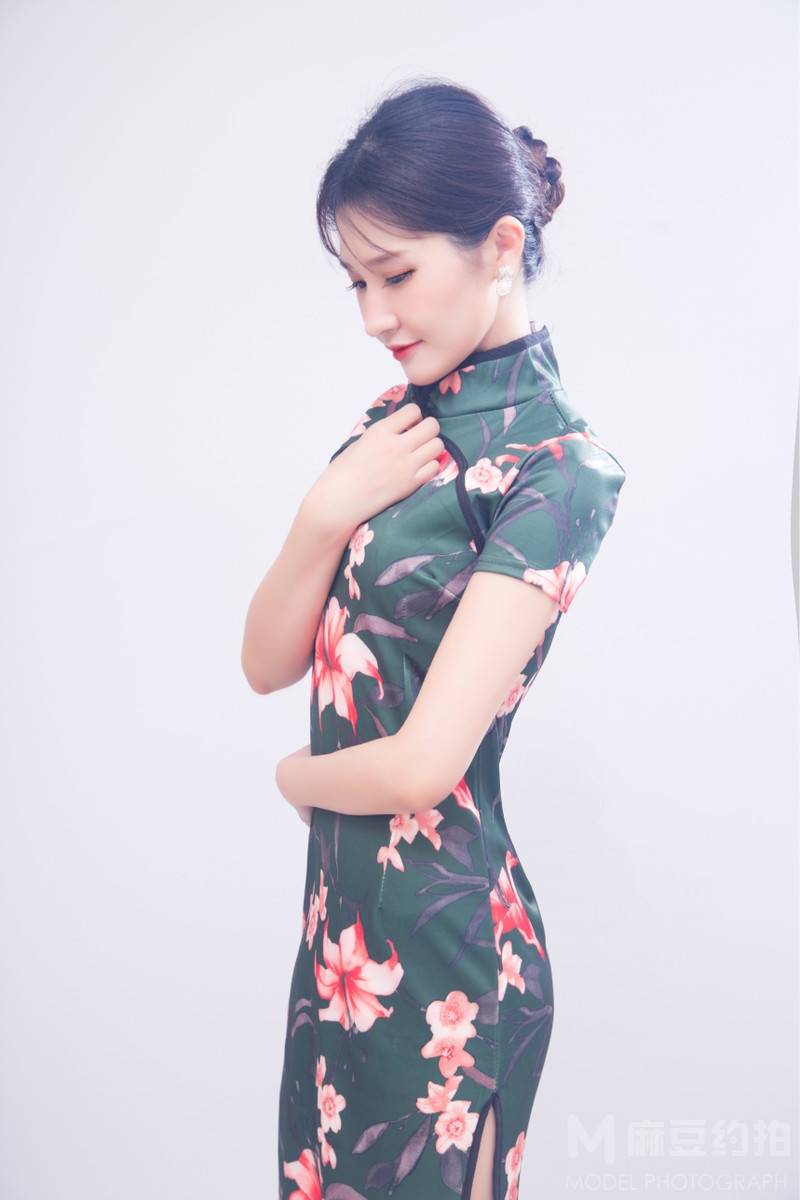 旗袍模特