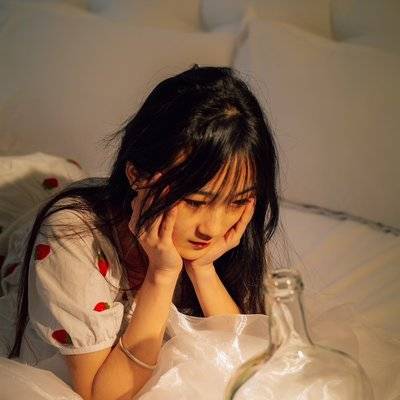 情绪模特