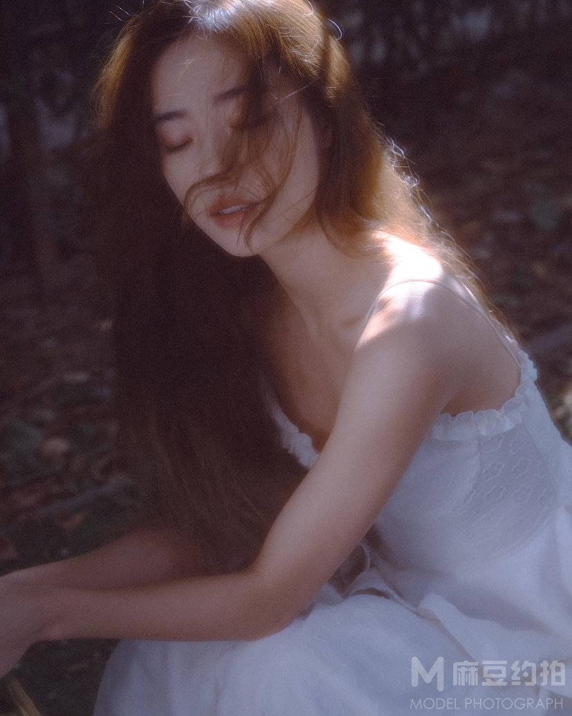 胶片模特