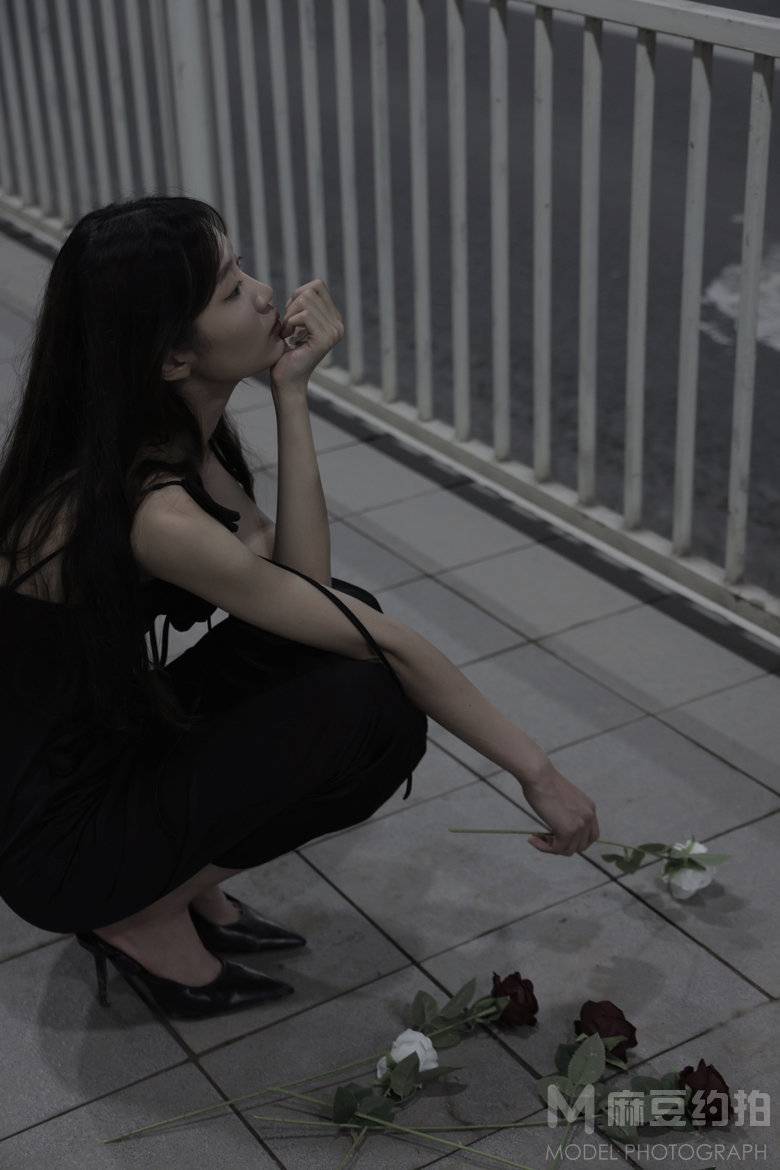情绪模特