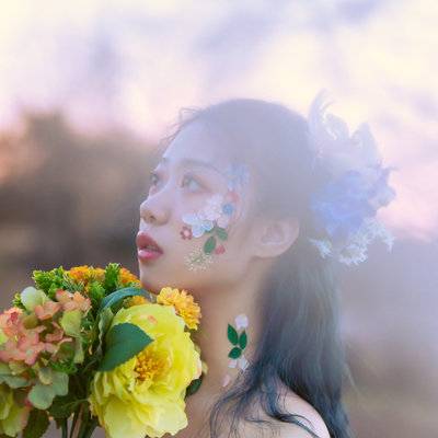 情绪模特