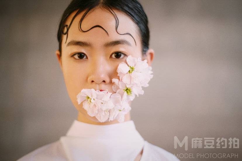 妆容模特