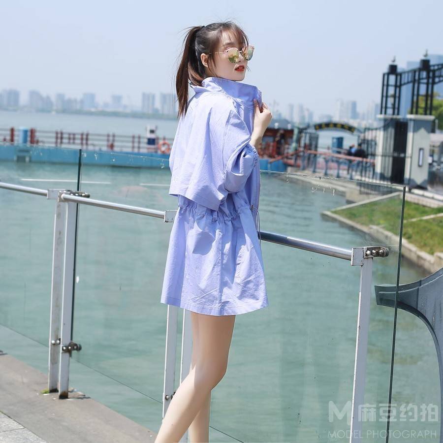 清新模特