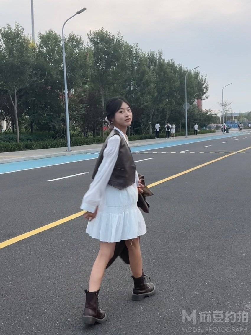 胶片模特