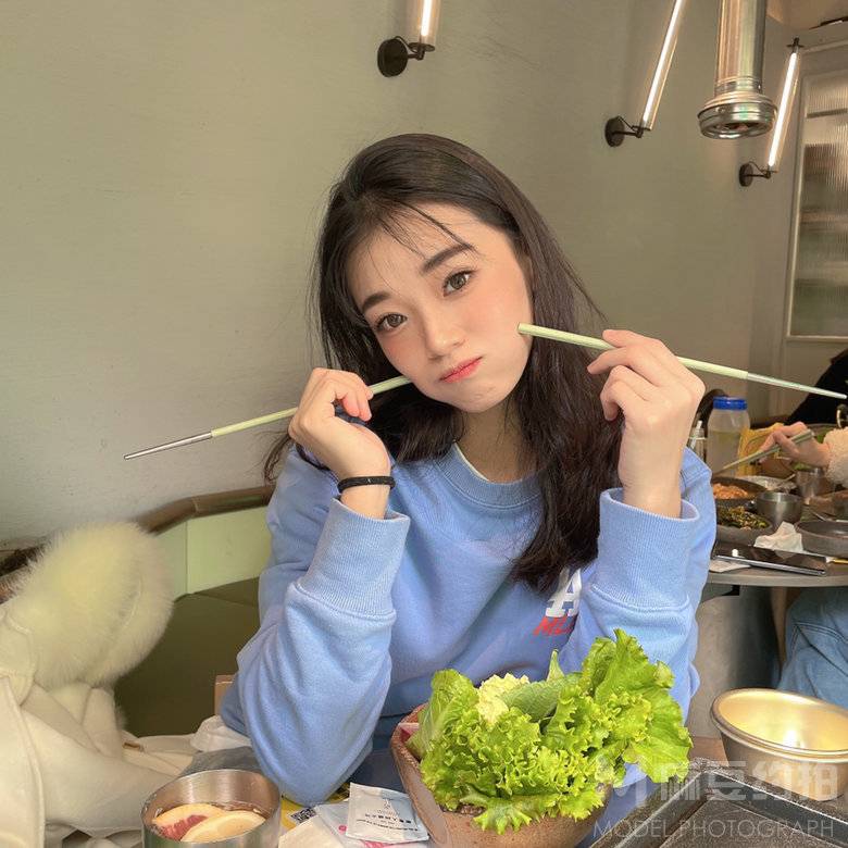 清新模特
