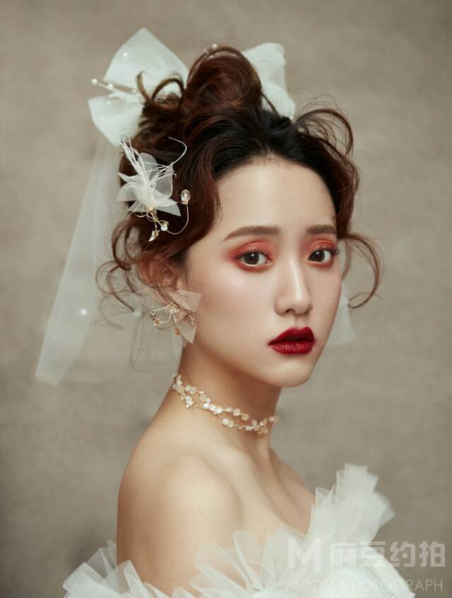妆容模特