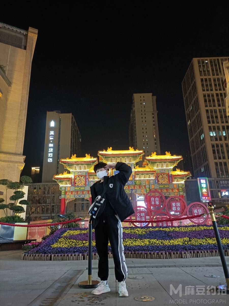 情侣模特