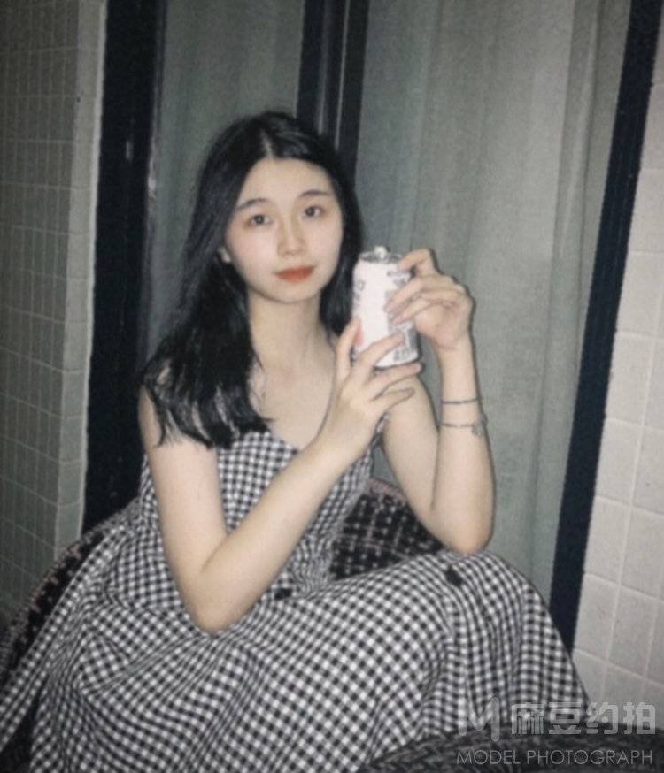 胶片模特