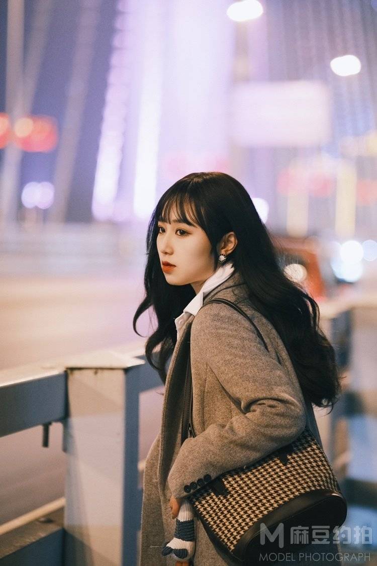 夜景模特
