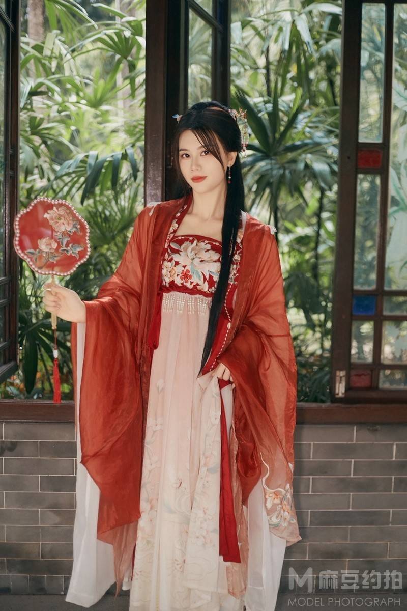 民国模特