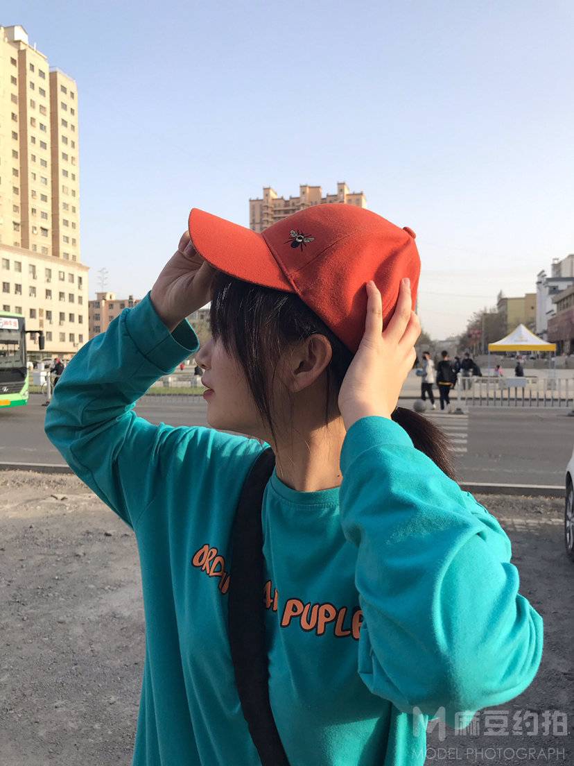 情绪模特