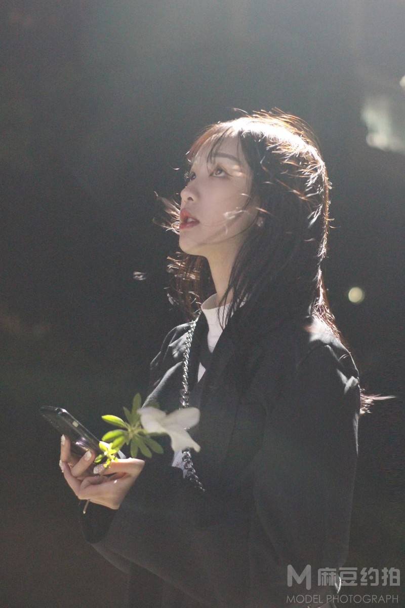 夜景模特