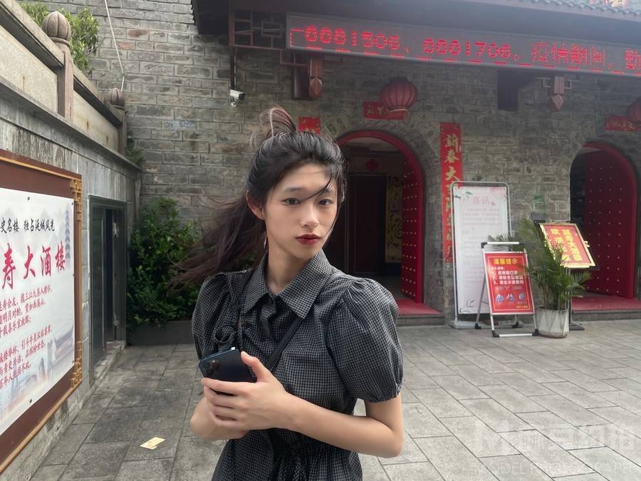 纪实模特