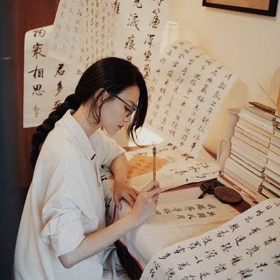 汉服模特