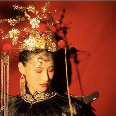 情绪模特