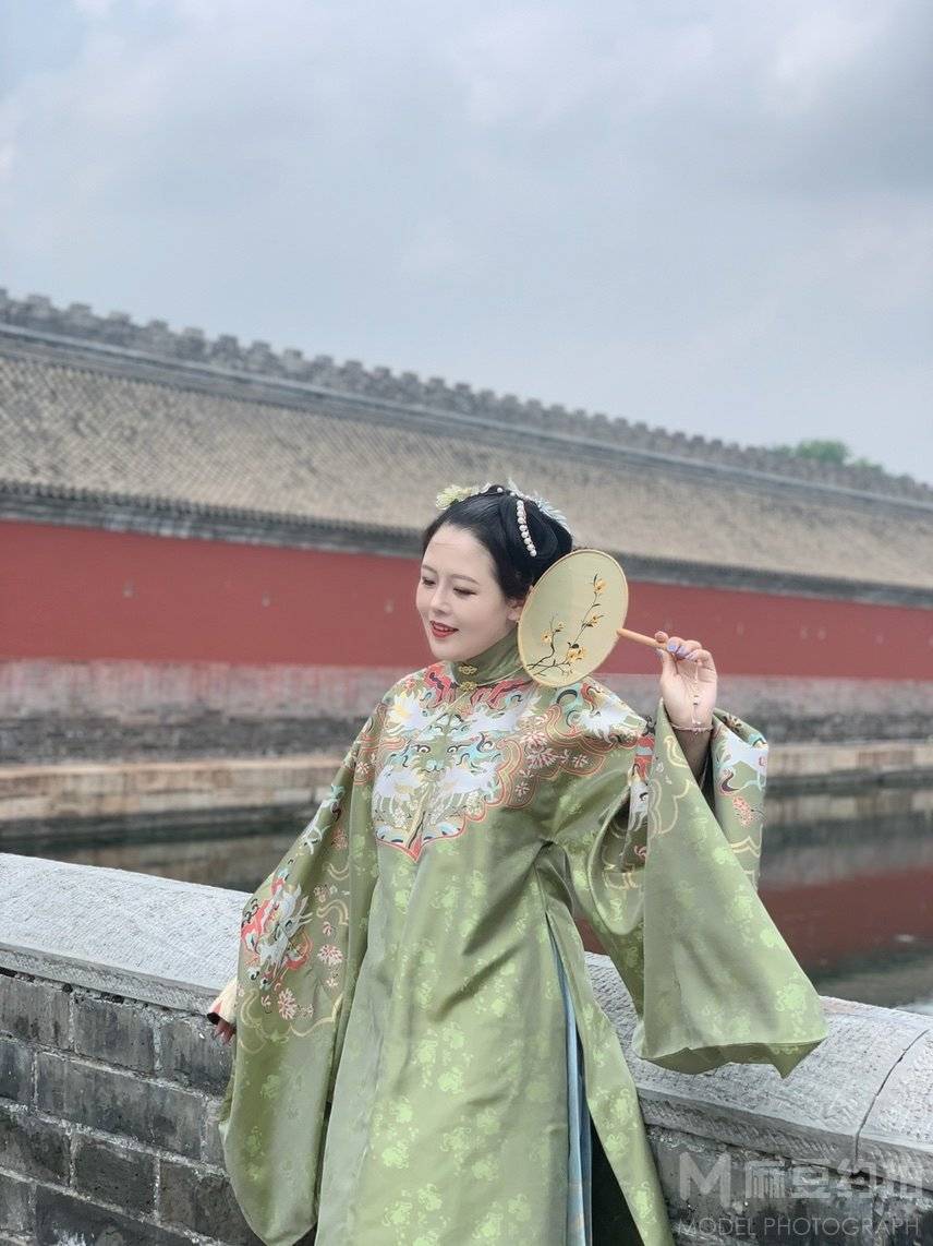 民国模特
