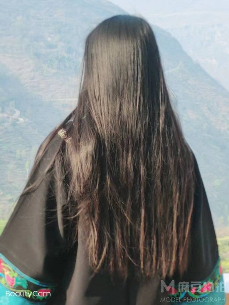 黑白模特