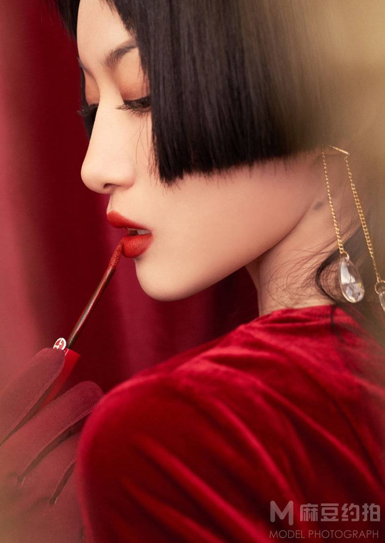 妆容模特