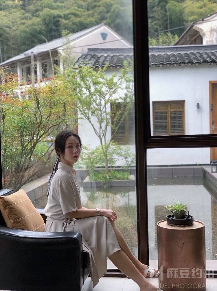 清新模特