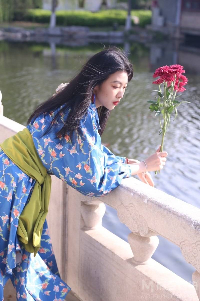 胶片模特