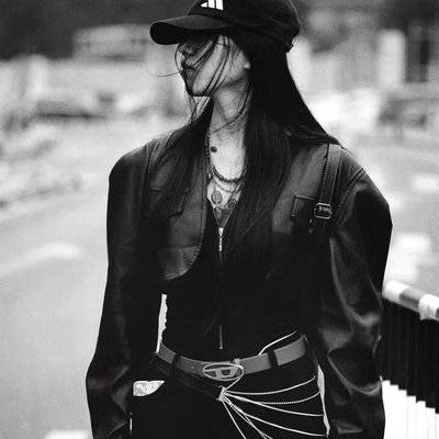 黑白模特