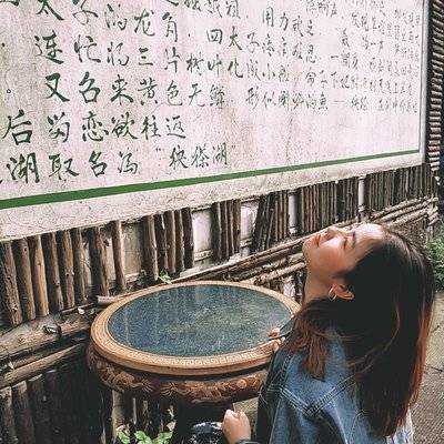 黑白模特